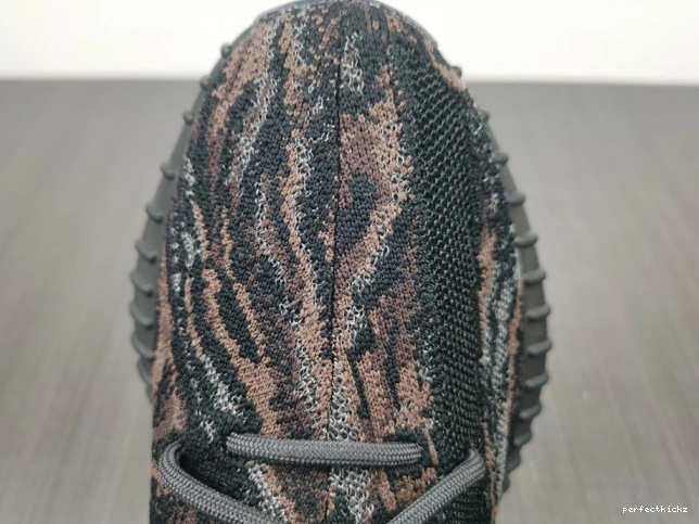 Yeezy V2 GW3774 350 Adidas Boost Oat Black MX 0713